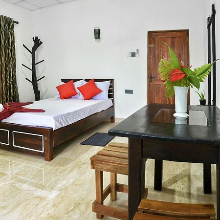 Antharaa Villa Anuradhapura Exterior foto